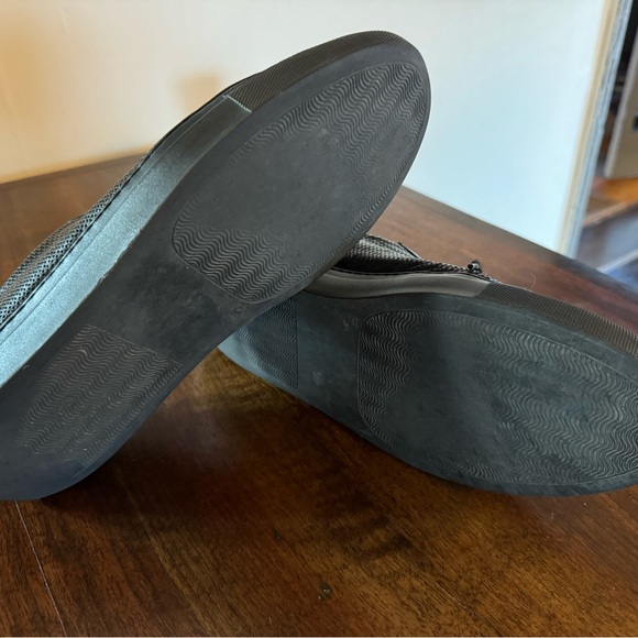 Common Projects Leather Sneakers - Picture 4 of 5